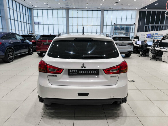 2013 Mitsubishi ASX I Рестайлинг, белый, 850000 рублей - вид 5