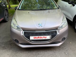 2013 Peugeot 208 I, бежевый, 500000 рублей, вид 2