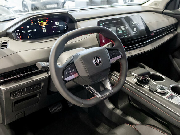 2025 Changan UNI-S I, чёрный, 3179900 рублей - вид 15
