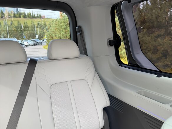 2025 Hyundai Staria I, чёрный, 7900000 рублей - вид 26
