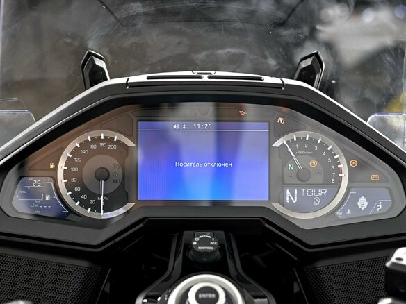 2025 Honda GL 1800 Gold Wing, красный, 3649000 рублей - вид 8
