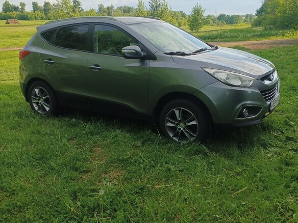 2012 Hyundai ix35 I, серый - вид 2