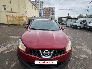 2011 Nissan Qashqai I Рестайлинг, красный, 720000 рублей, вид 3