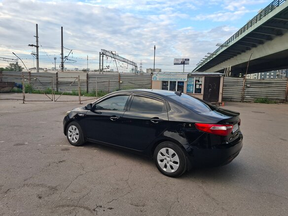 2014 Kia Rio III, чёрный - вид 8