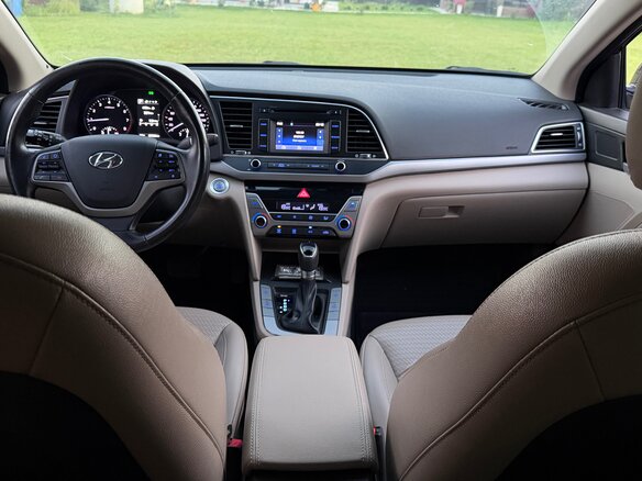 2017 Hyundai Elantra VI (AD), чёрный - вид 14
