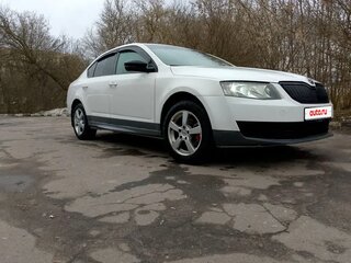 2015 Skoda Octavia III (A7), белый, 580000 рублей, вид 3