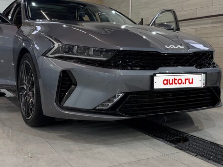 2023 Kia K5 III, серый, 3570000 рублей, вид 4