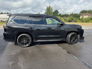 2018 Lexus LX 450d III Рестайлинг 2, чёрный, 6000000 рублей, вид 4