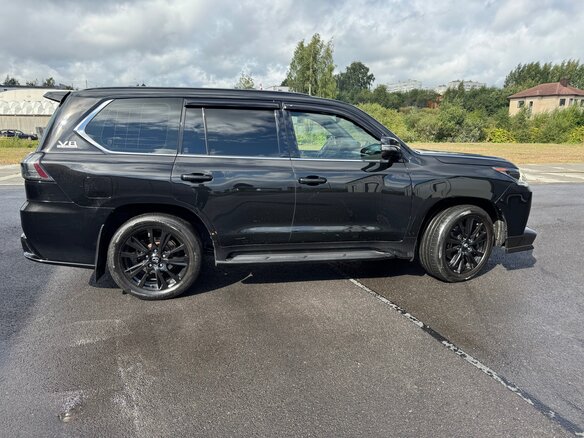 2018 Lexus LX 450d III Рестайлинг 2, чёрный, 6000000 рублей - вид 3