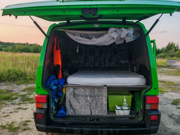 2000 Volkswagen Transporter, зелёный, 799000 рублей - вид 11