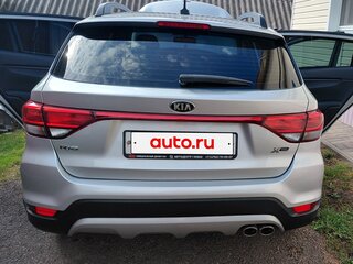 2018 Kia Rio X-Line IV, серебристый, 1340000 рублей, вид 2