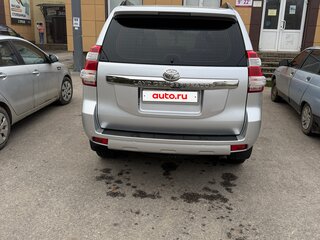 2015 Toyota Land Cruiser Prado 150 Series Рестайлинг 1, серебристый, 3250000 рублей, вид 4