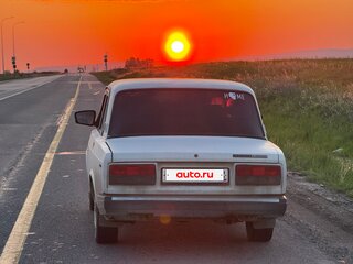 1998 Lada (ВАЗ) 2107, белый, 130000 рублей, вид 5