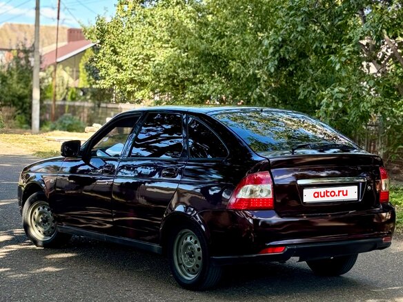 2011 Lada (ВАЗ) Priora I, красный - вид 2
