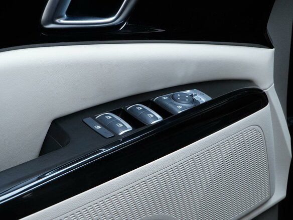 2020 Kia Carnival IV, чёрный - вид 19
