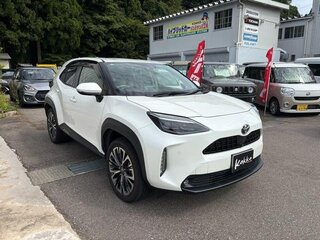 2023 Toyota Yaris Cross I, белый, 1470000 рублей, вид 4