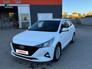 2021 Hyundai Solaris II Рестайлинг, белый, 1380000 рублей, вид 1