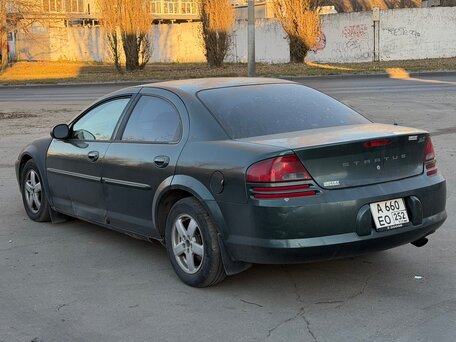2000 Dodge Stratus II, зелёный, 135000 рублей, вид 5