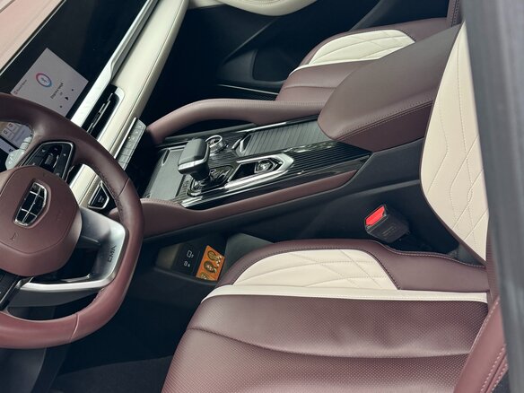 2023 Geely Monjaro (Xingyue L) I, белый, 3600000 рублей - вид 7