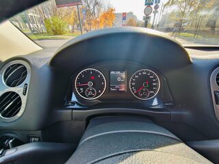 2012 Volkswagen Tiguan I Рестайлинг, белый, 1400000 рублей, вид 5