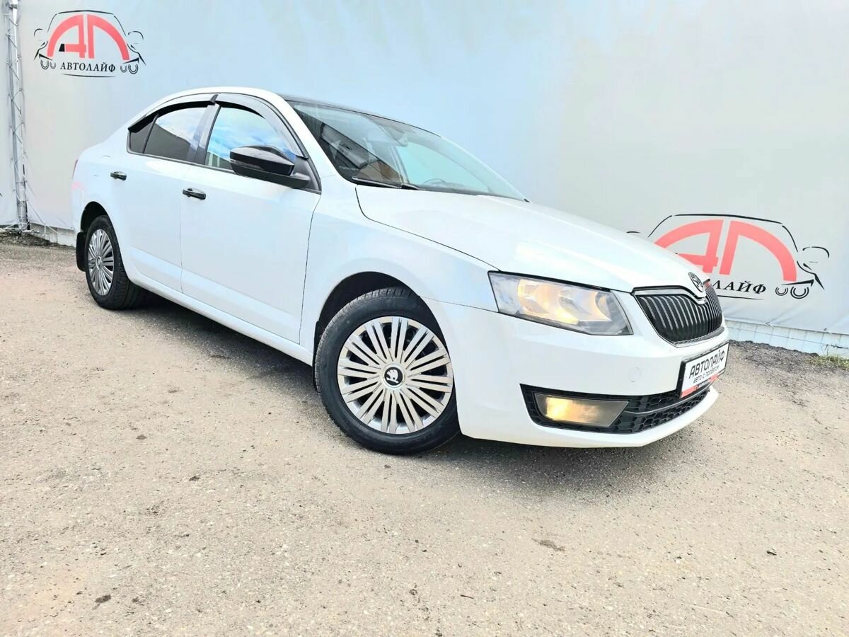Открыть фотографии: Skoda Octavia III (A7)