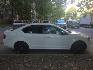 2014 Skoda Octavia III (A7), белый, 850000 рублей, вид 4