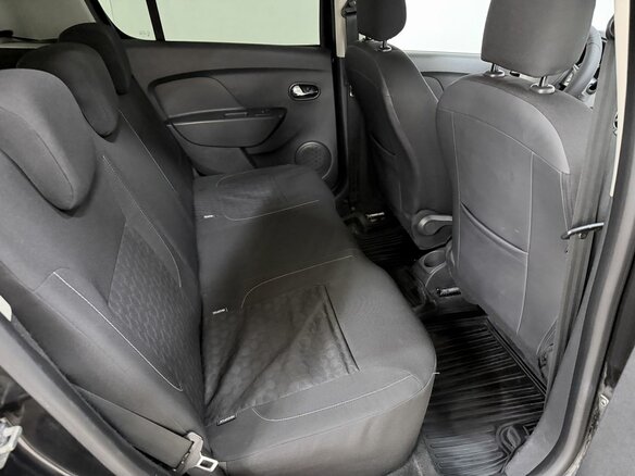 2015 Renault Sandero II, чёрный - вид 18