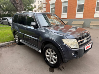 2007 Mitsubishi Pajero IV, серый, 1200000 рублей, вид 3
