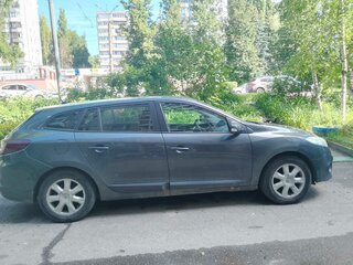 2011 Renault Megane III, серый, 670000 рублей, вид 2