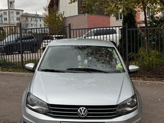 2016 Volkswagen Polo V Рестайлинг, серебристый, 1150000 рублей, вид 3