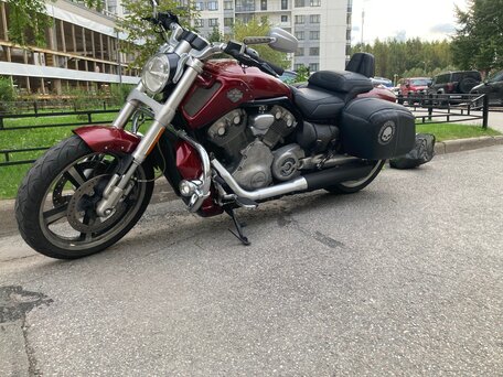 2010 Harley-Davidson V-Rod Muscle, красный, 1300000 рублей, вид 5
