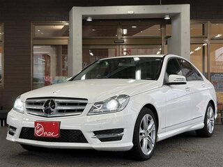 2013 Mercedes-Benz C-Класс 180 BlueEFFICIENCY III (W204) Рестайлинг, белый, 1100000 рублей, вид 1