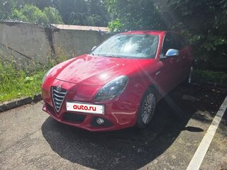2014 Alfa Romeo Giulietta III, красный, 1500000 рублей, вид 2