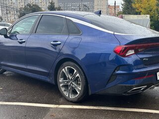 2021 Kia K5 III, синий, 2500000 рублей, вид 3