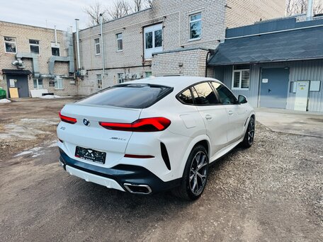2021 BMW X6 30d III (G06), белый, 8240000 рублей, вид 4