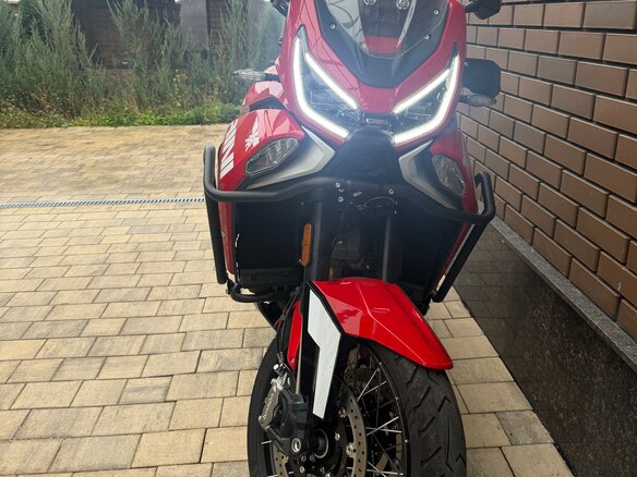 2026 Moto Morini X-CAPE 1200, красный, 1200000 рублей
