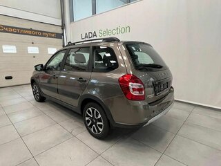 2026 Lada (ВАЗ) Granta Cross I Рестайлинг, коричневый, 1377090 рублей, вид 2