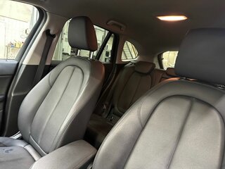 2018 BMW X1 20i xDrive II (F48), чёрный, 2731000 рублей, вид 5
