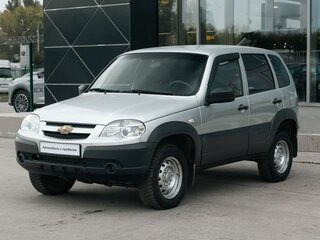2019 Chevrolet Niva I Рестайлинг, серебристый, 635000 рублей, вид 1