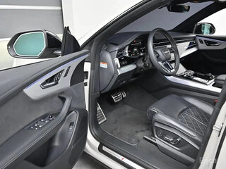2023 Audi Q8 55 TFSI I (4M), бежевый, 9500000 рублей, вид 5