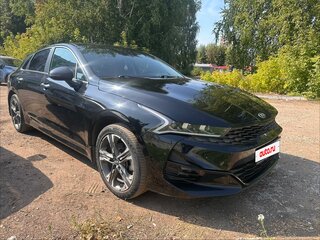 2021 Kia K5 III, чёрный, 2330000 рублей, вид 2