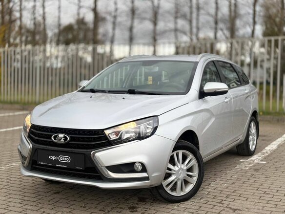 2018 Lada (ВАЗ) Vesta SW I, серебристый, 927000 рублей - вид 2