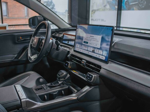 2026 Toyota RAV4 VI (XA60), синий - вид 15
