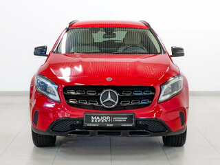 2017 Mercedes-Benz GLA 200 I (X156) Рестайлинг, красный, 2155000 рублей, вид 2