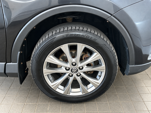 2017 Toyota RAV4 IV (XA40) Рестайлинг, чёрный, 1960000 рублей - вид 18