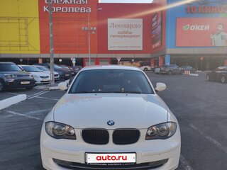 2011 BMW 1 серии 116i I (E81/E82/E87/E88) Рестайлинг, белый, 800000 рублей, вид 2