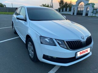2018 Skoda Octavia III (A7) Рестайлинг, белый, 1420000 рублей, вид 4