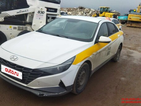 Hyundai Elantra VII (CN7)