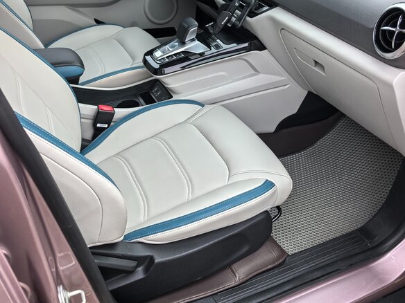 2023 BYD Yuan Pro (47 kWh) I Рестайлинг 2 (Pro), розовый, 2150000 рублей - вид 13