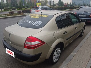 2007 Renault Megane II Рестайлинг, бежевый, 350000 рублей, вид 3